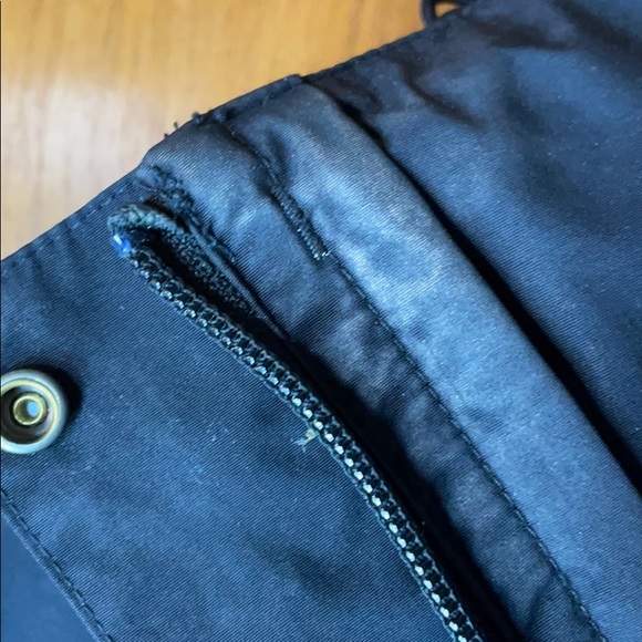 Northface Women’s Water Repellent Jacket Shell - Picture 6 of 7